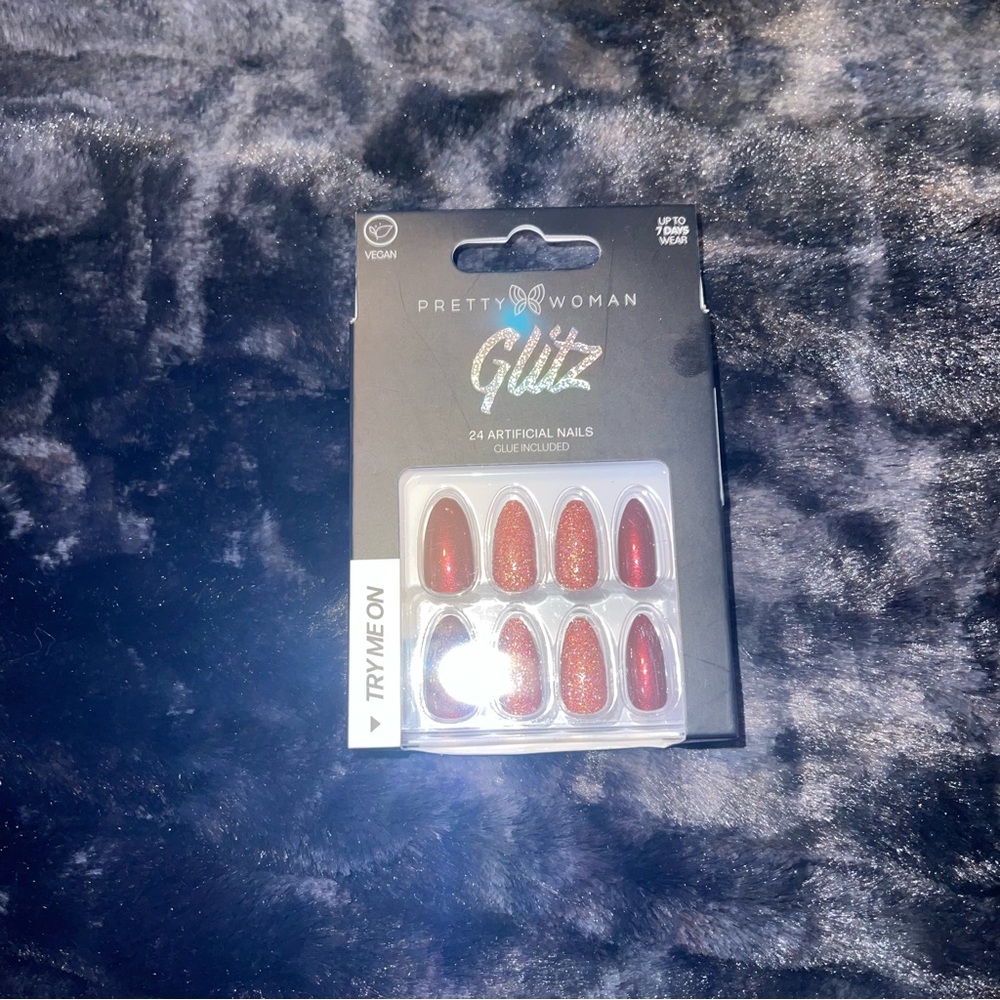Pretty Woman Nails
